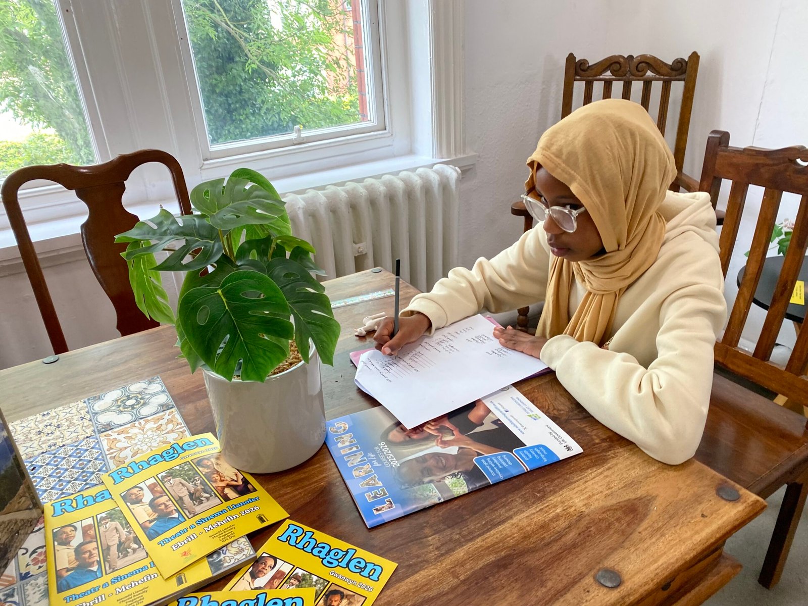 Exploring Algudwa School: A Hub for Arabic and English Language Learning in Cardiff